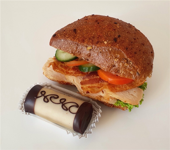 Sandwich med 1 gratis træstamme